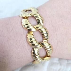 Chunky Chain Link Gold Tone Open Circle Bracelet